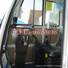 魯樽2方鐵力士自動(dòng)上料攪拌車2019年熱銷款