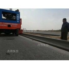 路緣石滑模機(jī)滿足工程要求質(zhì)量好